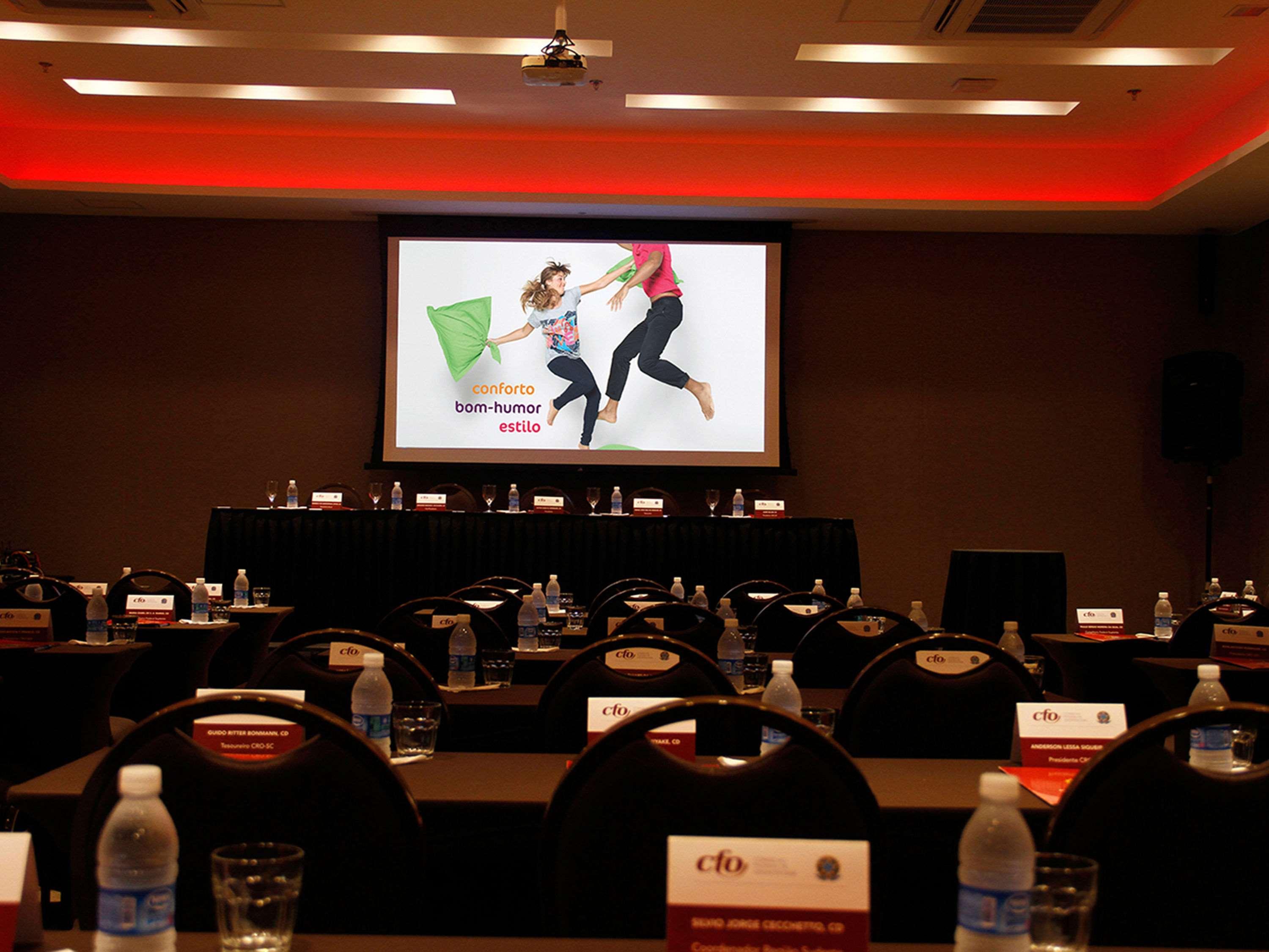 Ibis Styles Brasilia Aeroporto Hotell Exteriör bild