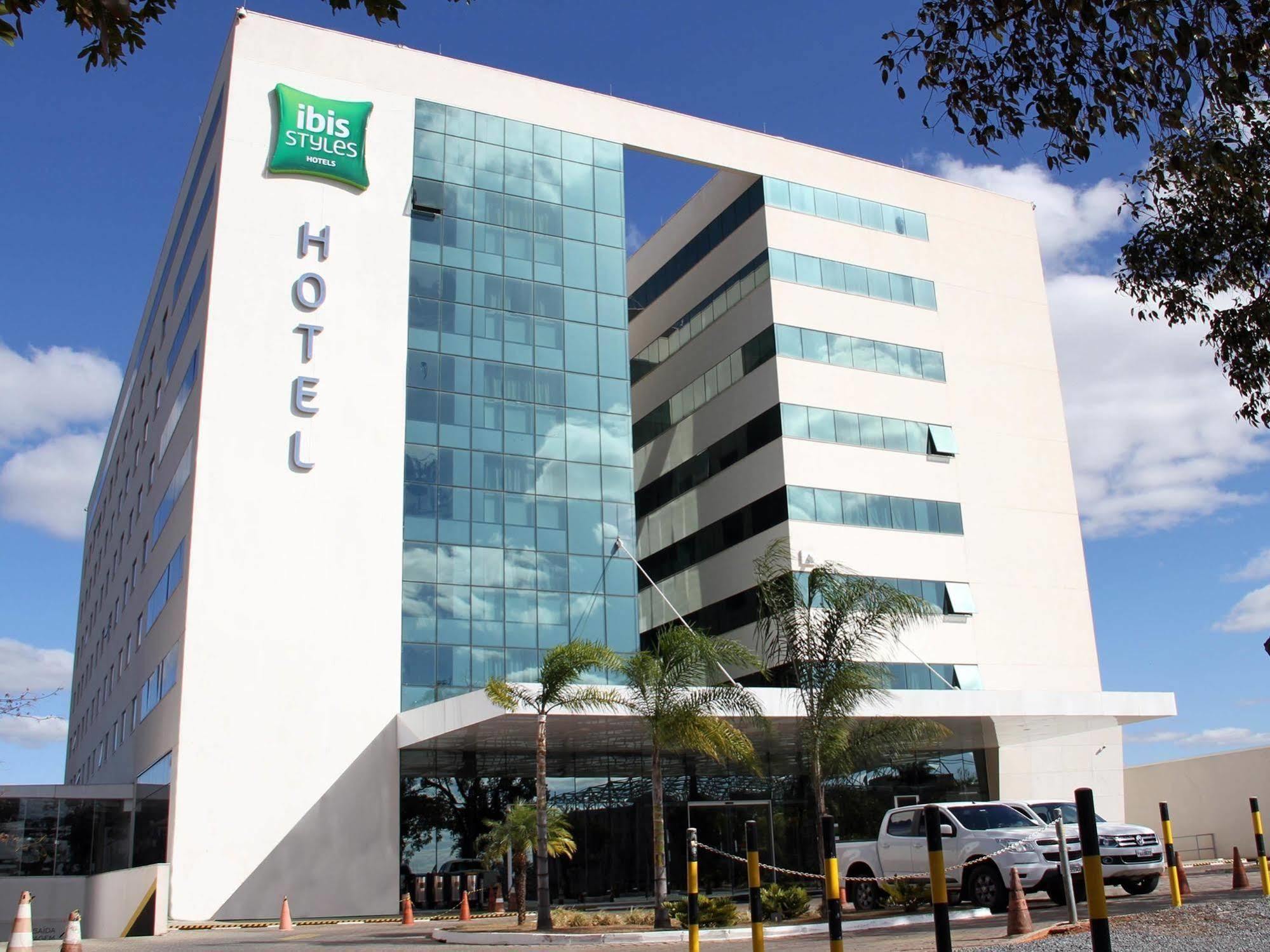 Ibis Styles Brasilia Aeroporto Hotell Exteriör bild